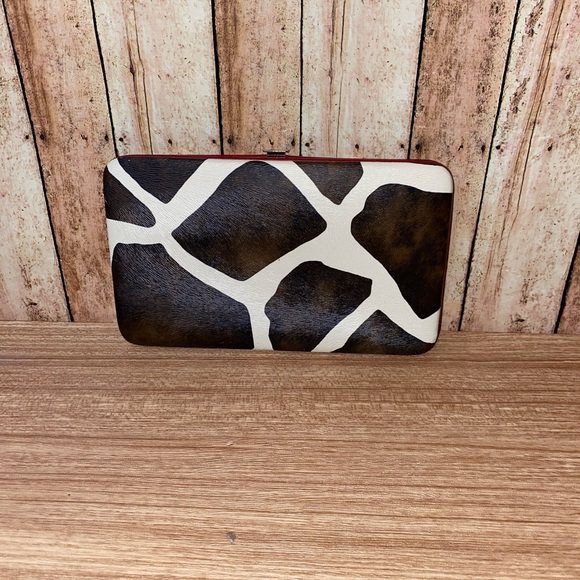 Animal Print Card Holder Clasp Wallet Credit Card/ID slots. - Picture 1 of 6